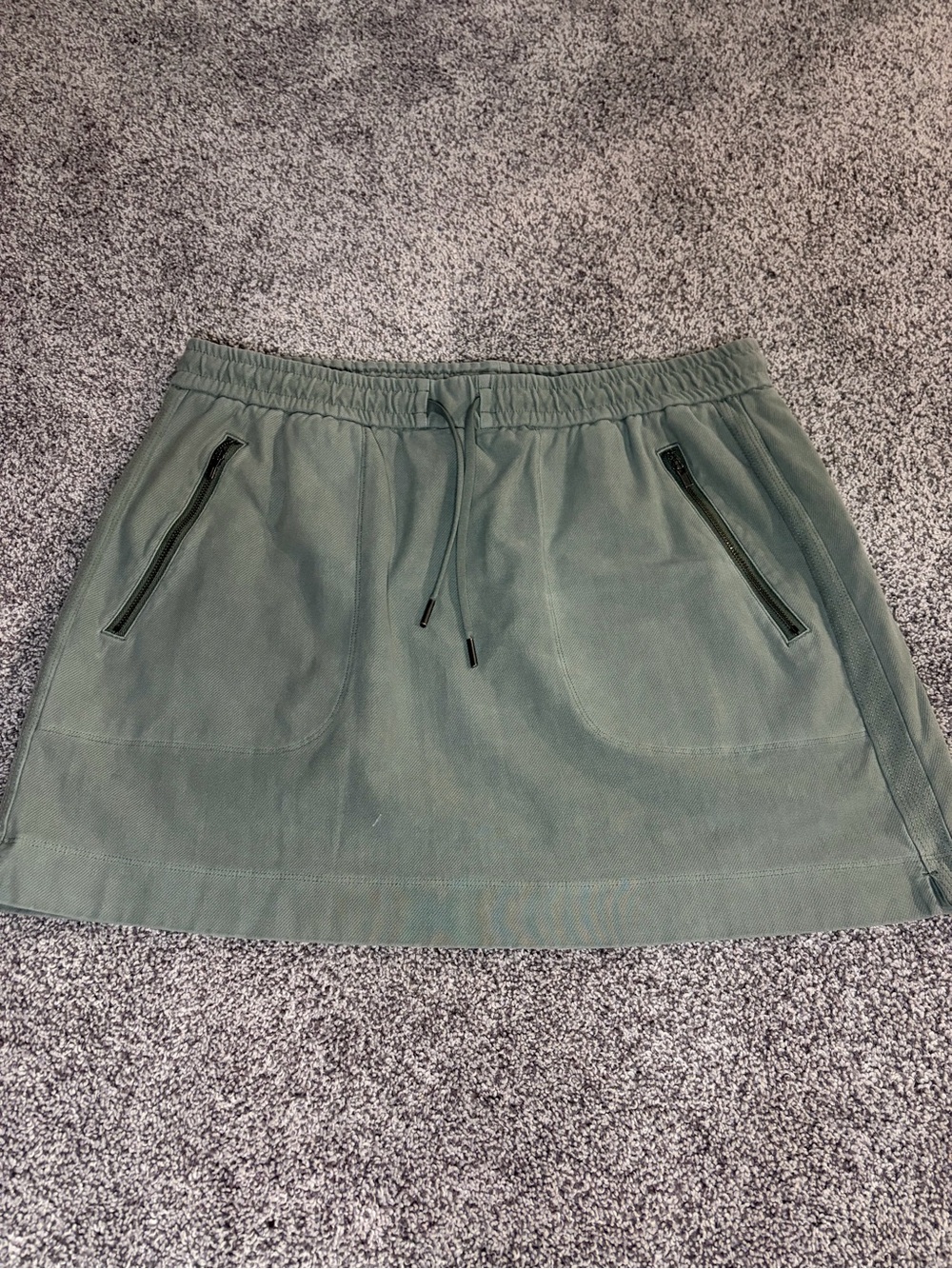 Athleta Olive Green Size 12 Utility Skirt